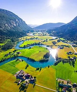 Mountain With Seaview, Near Geiranger 펜션 *